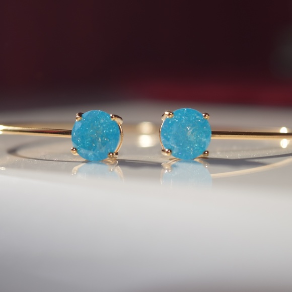 Blue Gemstone Bracelet - Picture 1 of 8